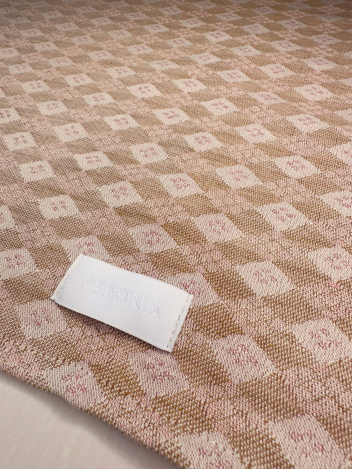 Ume Set in Sesame/Plum